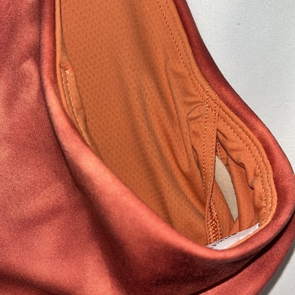 Athleta Women's Exhale Powervita Sports Bra  Sz 2X Tye Dye Coral Color - Picture 8 of 11